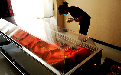 昆明给老人穿寿衣都有什么讲究？六大注意事项需谨记