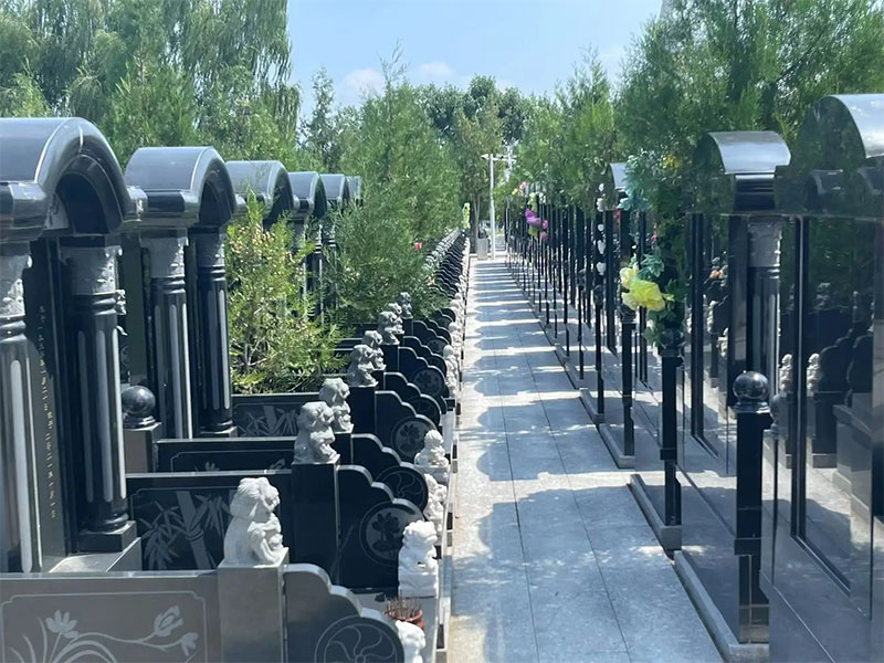 购买昆明墓地有哪几项费用