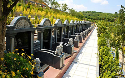 昆明哪些陵园有生态葬？昆明陵园环境怎么样？性价比如何？