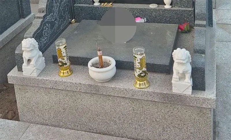 墓地前香炉的摆放有什么讲究