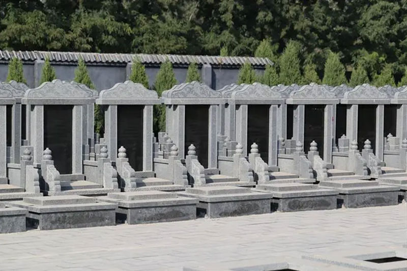 陵园和墓地有什么区别