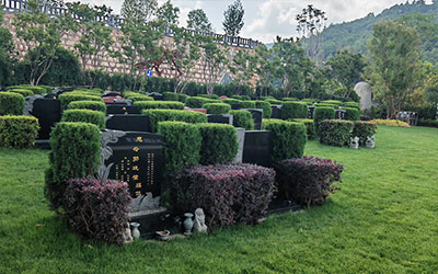 公墓风水几排几号好？公墓风水序号讲究