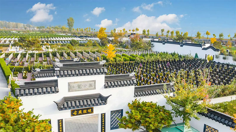 屋后突然建公共墓地该怎么化解 屋后突然建公共墓地该怎么化解