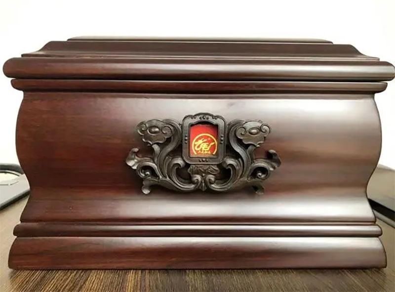 给骨灰盒打伞是什么人?有什么讲究? 给骨灰盒打伞是什么人?有什么讲究?