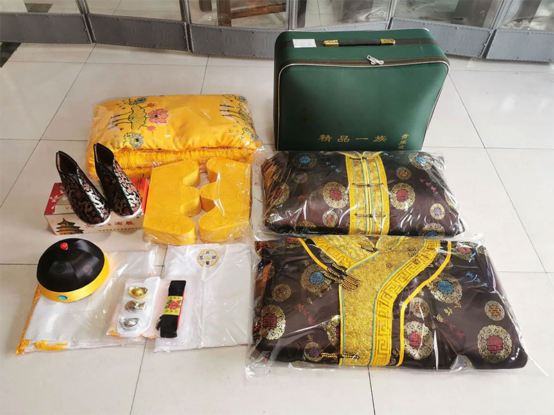 老人寿衣谁买合适,有什么讲究? 老人寿衣谁买合适,有什么讲究?