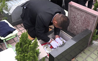 骨灰下葬的最佳时间是什么时候？骨灰要在什么时候下葬？