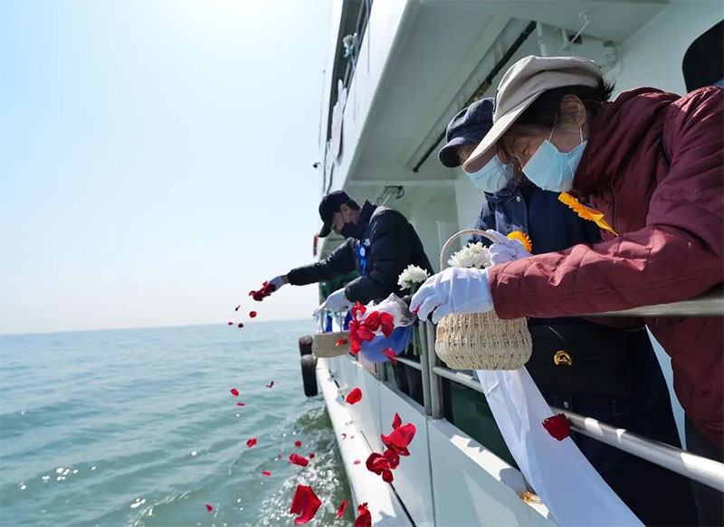 骨灰撒海需要哪些手续?骨灰撒海要到哪里去办? 骨灰撒海需要哪些手续?骨灰撒海要到哪里去办?