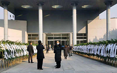 参加葬礼注意事项有哪些？参加追悼会的注意事项有哪些？