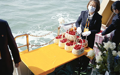 骨灰撒海要批准吗？骨灰撒海要哪些手续？骨灰撒海到哪里去办？