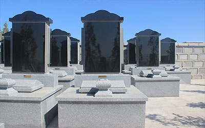 在昆明墓园里如何选择下葬日期？