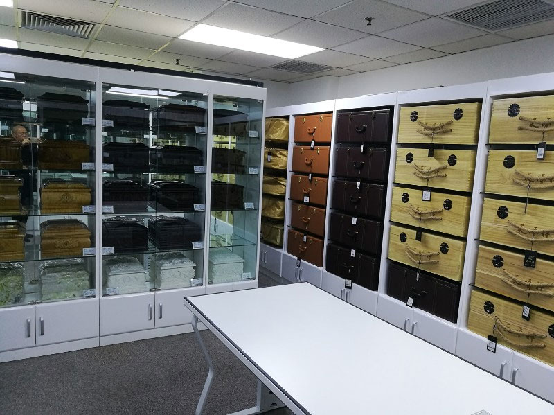 骨灰盒的材质各有什么特点呢 骨灰盒的材质各有什么特点呢