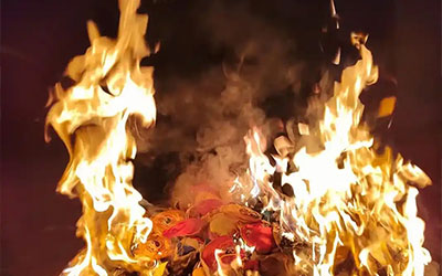 给去世的人陪葬及焚化的衣物有什么忌讳吗？