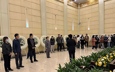 前往殡仪馆参加葬礼要注意什么？