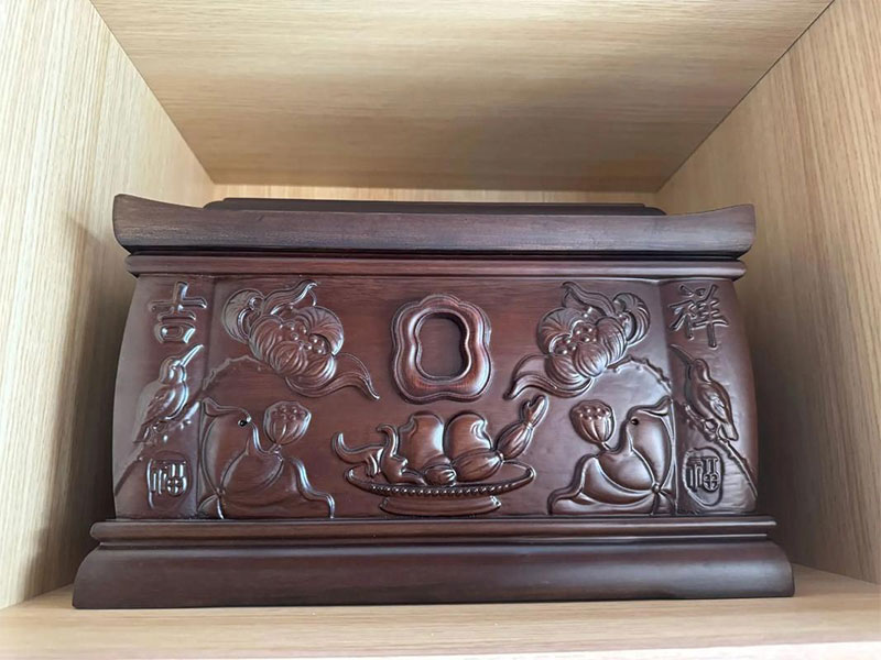 骨灰盒的市场价格与选购注意事项介绍 骨灰盒的市场价格与选购注意事项介绍
