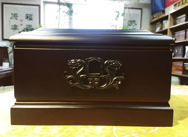 骨灰盒的材料是什么?骨灰盒的材质有哪些? 骨灰盒的材料是什么?骨灰盒的材质有哪些?