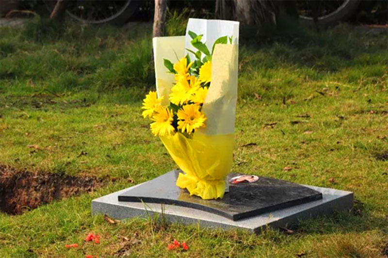 殡葬行业的性质