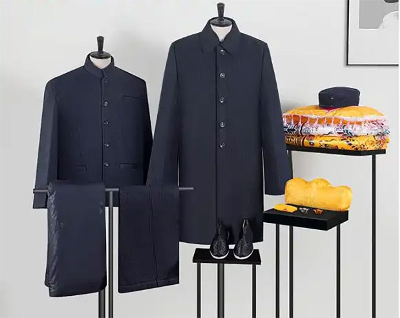 在选购寿衣时,应该考虑哪些因素 在选购寿衣时,应该考虑哪些因素