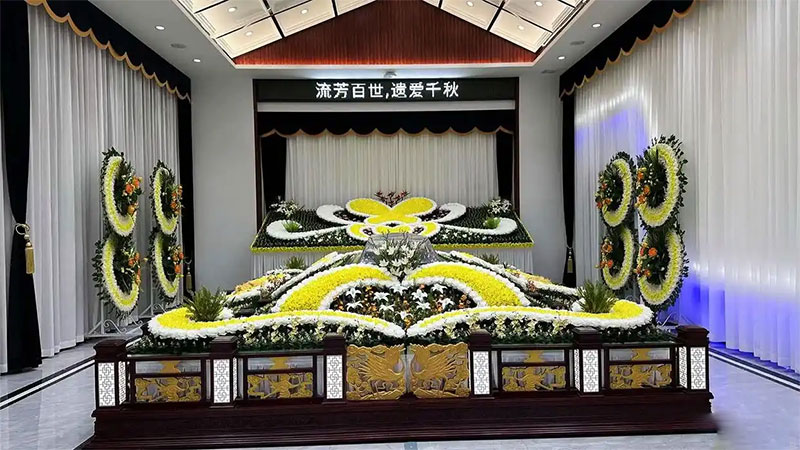 多样的殡葬形式：文化与生命的别样诠释