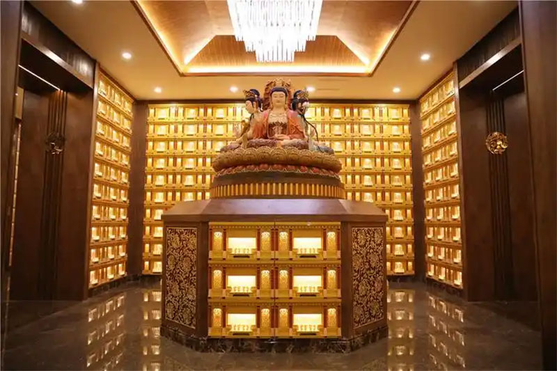 福位墓地能否与父母选在一排