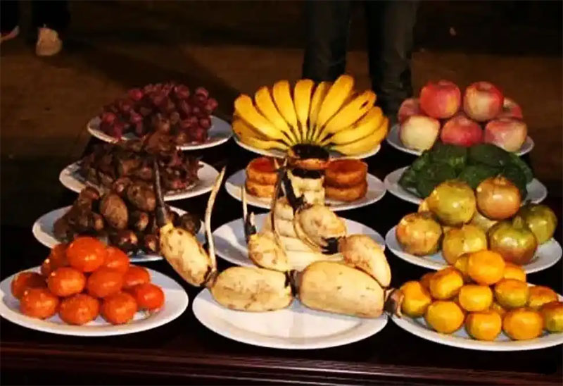坟前供品的文化讲究与禁忌