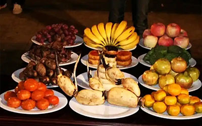 坟前供品的文化讲究与禁忌
