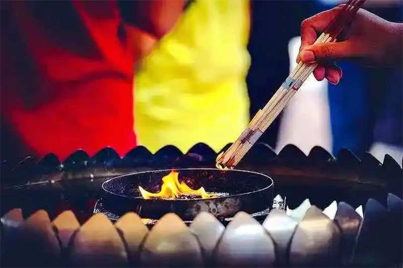 老人去世24小时内的传统禁忌：慎终追远，传承敬意