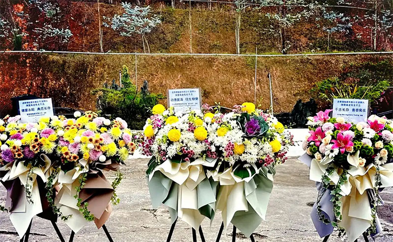 出殡仪式：摔盆送别与不回头的禁忌