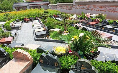 探秘东方与西方殡葬文化，墓地设计背后的艺术哲学