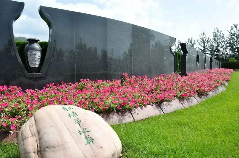 生态葬：绿色悼念，回归自然