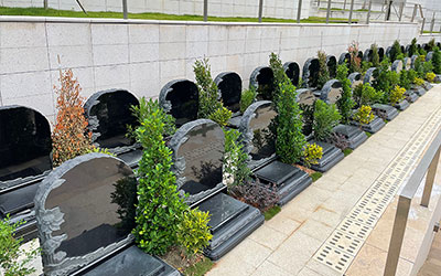 深入了解传统墓碑碑文的书写格式：碑文书写规范详解