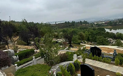 昆明陵园清明节前后购买有优惠吗？清明节是购墓的高峰期？