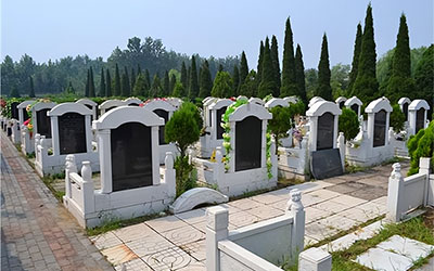 昆明墓园墓地朝向（五）