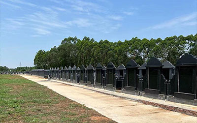 公墓中好的位置在哪？