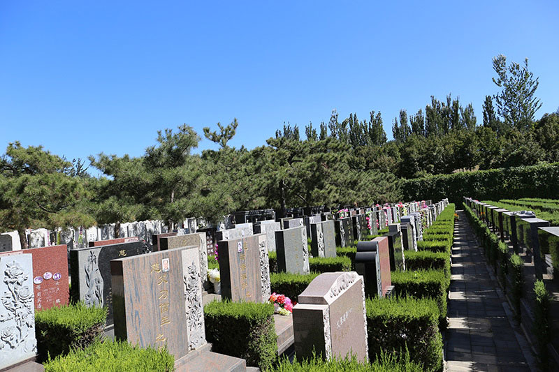 先祖墓地的风水凶吉怎么看？墓地风水凶吉的九大原则