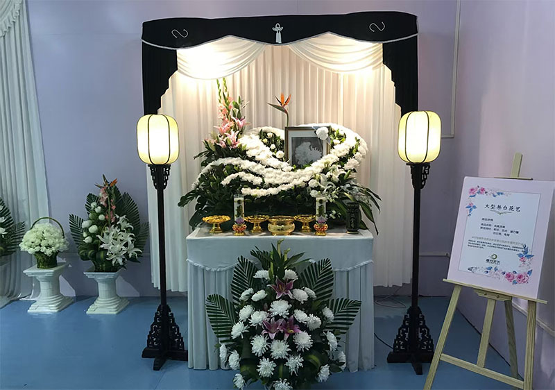殡仪馆服务全解析：从祭拜到骨灰寄存