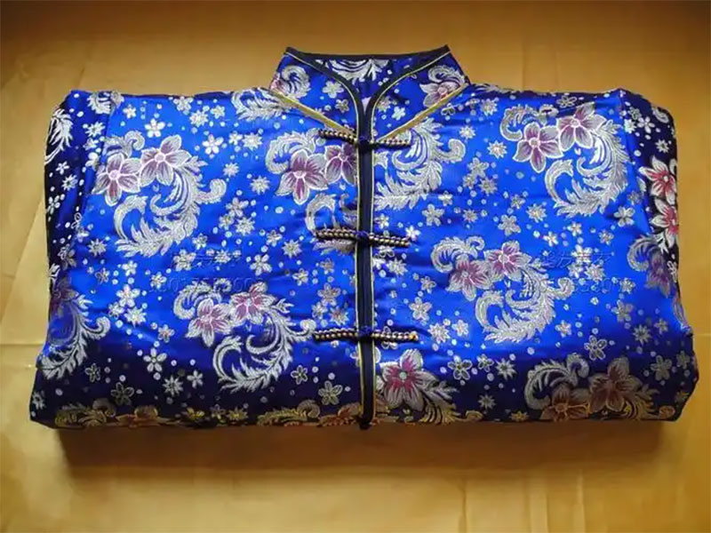 人过世为什么要穿寿衣?寿衣七件套都包含什么? 人过世为什么要穿寿衣?寿衣七件套都包含什么?