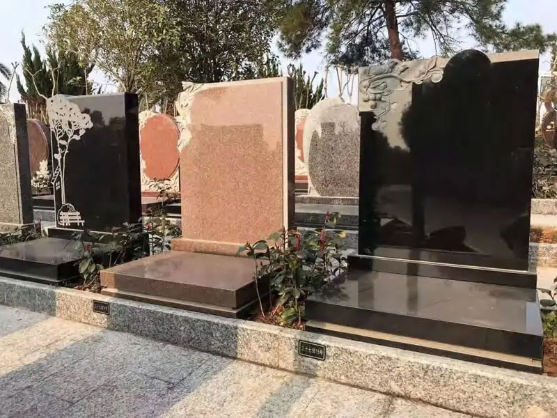 骨灰盒的摆放方式：上下、前后、左右 