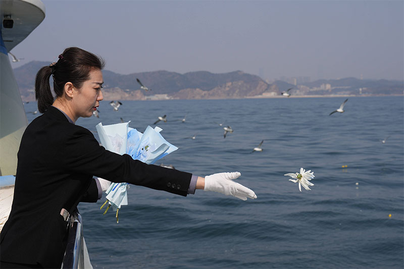 海葬指南：揭秘哪些人适合海葬，其中一类竟如此罕见！