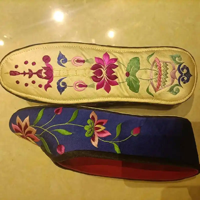 老人过世了,寿鞋怎么选 老人过世了,寿鞋怎么选