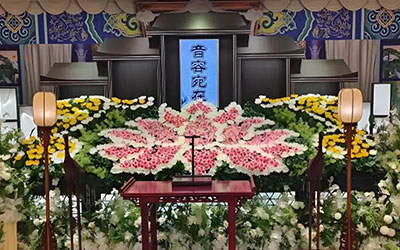 悼念老人的简短悼词大全-悼念老人的简短悼词合集