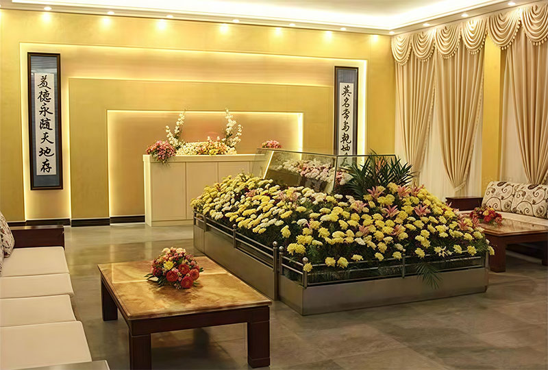 治丧家属答谢词语怎么说?治丧家属答谢词语示例 治丧家属答谢词语怎么说?治丧家属答谢词语示例