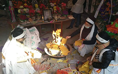 云南过世老人的风俗