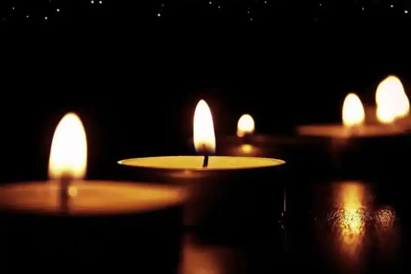 即将死去的人有什么症状?即将死去的三大症状 即将死去的人有什么症状?即将死去的三大症状