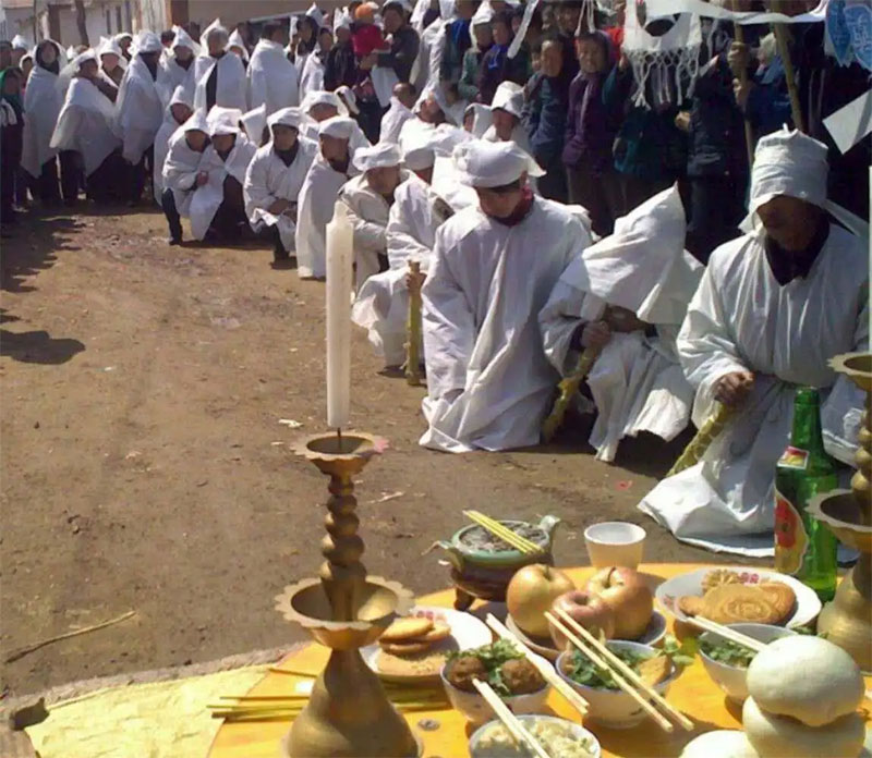 汉族殡葬仪式中的殓、殡、葬