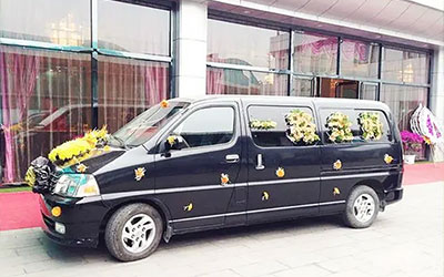 殡葬租车服务方便百姓办理丧事，解决丧葬用车难题