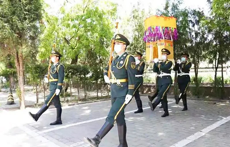 庄严的安葬仪式更好的送别逝者，让亲属们更安心