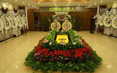 殡葬服务-安葬仪式可以更好地送别逝者