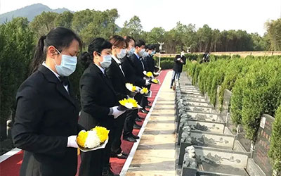 殡葬服务一条龙预约告别厅是否有注意事项？