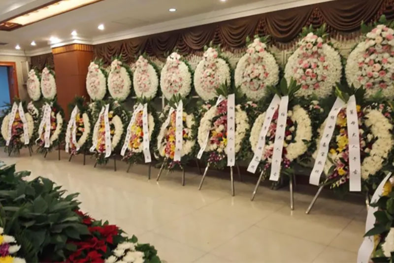 殡葬服务是一种专门从事殡葬服务的综合服务单位