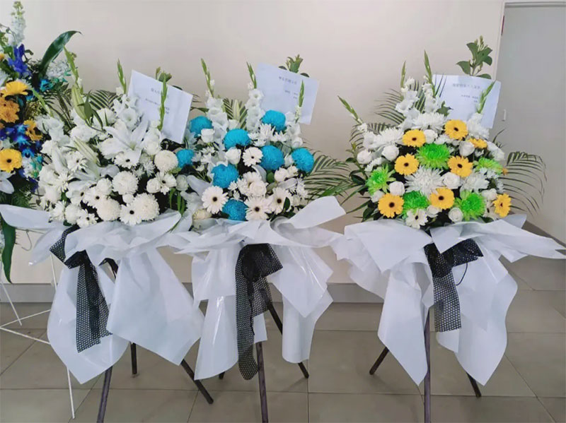 昆明丧葬服务机构是否提供多样化的葬礼仪式选择